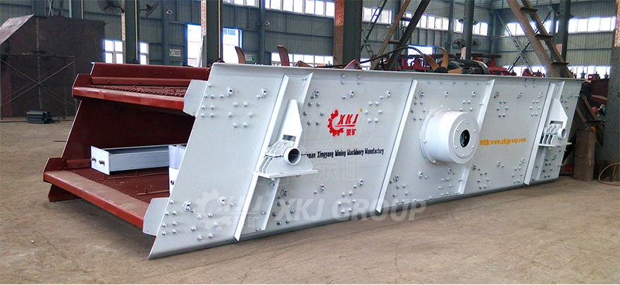 Mining single axis vibrating screen