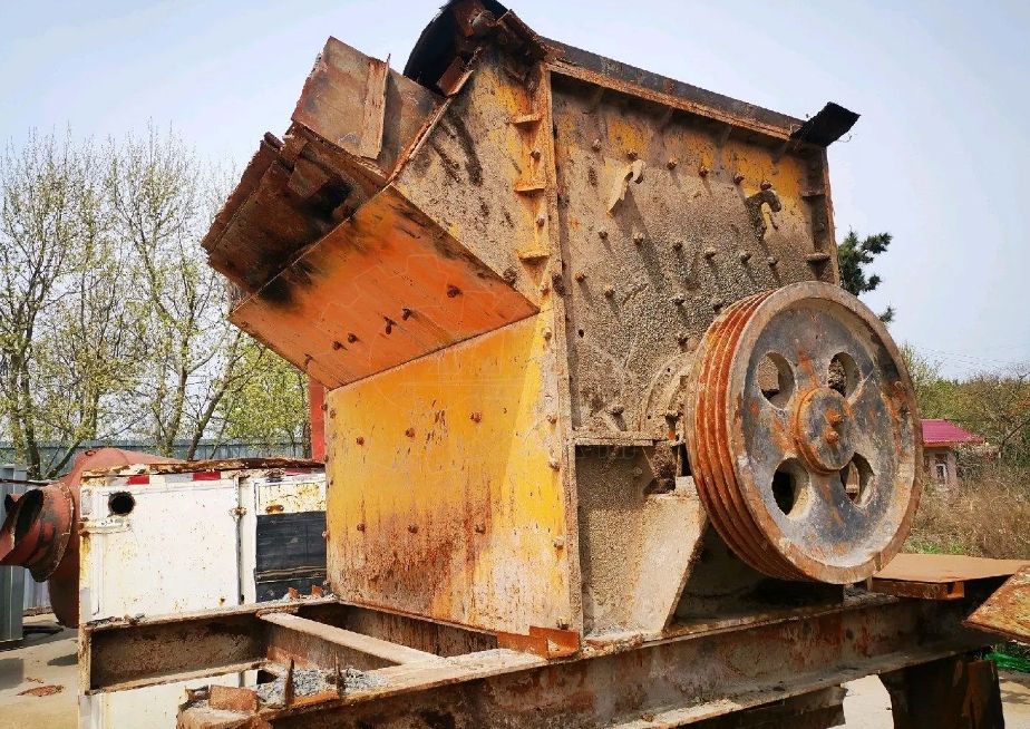 Analysis of the Pros and Cons of Second-