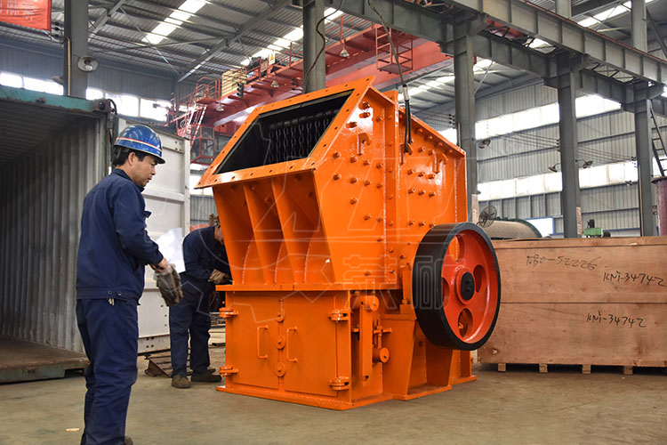 Hammer crusher shipped to Zimbabwe