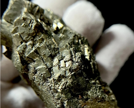 What equipment is needed for a small cop