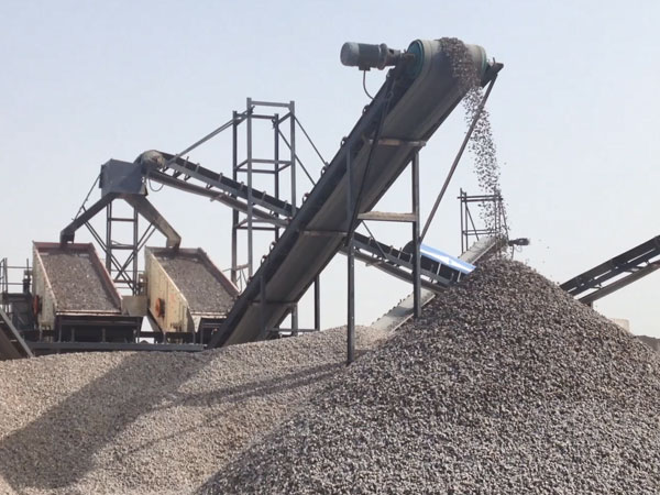 How much does a 100 tph pebble crushing 