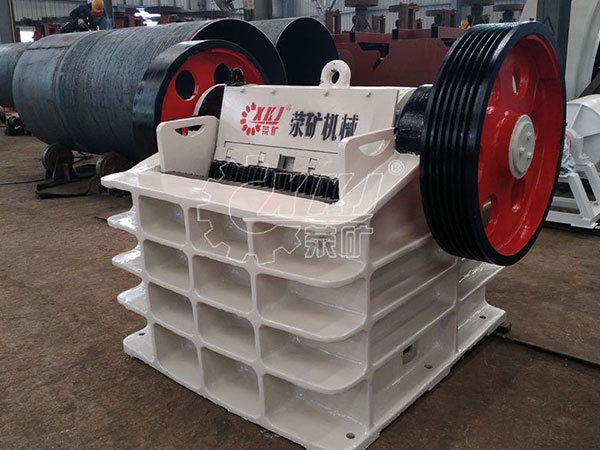 Should a jaw crusher or a hammer crusher