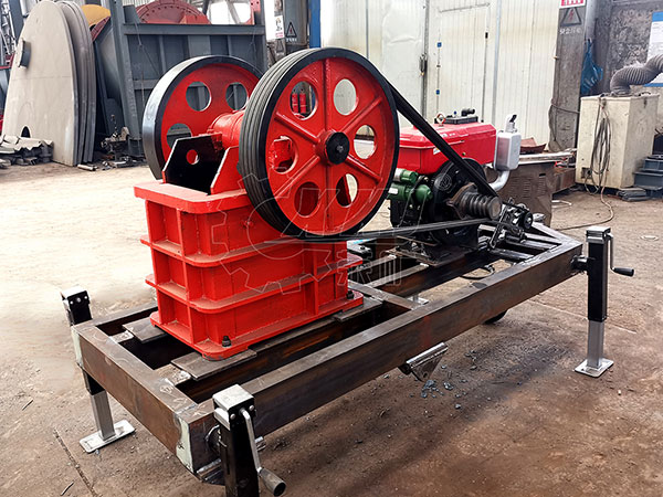 Small jaw crusher PE150×250 with a capac